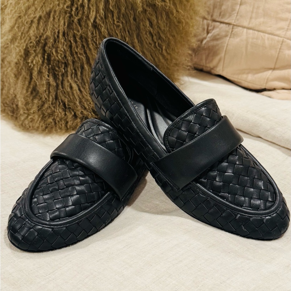 Splendid Black Woven Leather Loafers